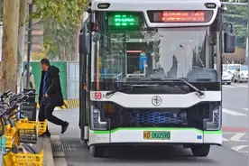 跨城公交宣布将暂停运营 59路“讲不出再见”图片