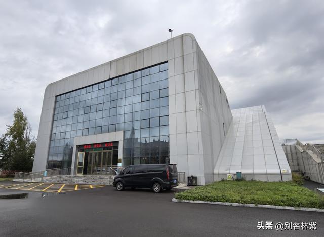 参观额尔古纳博物馆，了解蒙兀室韦和俄罗斯族历史，回青旅吃焖面