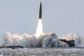 俄军突然打响决定性进攻！导弹击中训练营，乌军特种兵死伤惨重图片