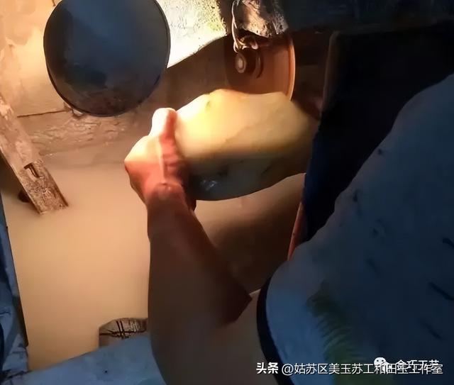 壕任性	，一块8公斤的籽料车珠子！