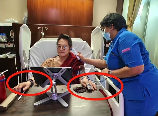 62岁李连杰回应噩耗，手术过程佛珠不离手，聊天记录透露更多细节