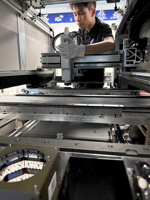 如何优化三星 SLM120 的贴装精度与稳定性？