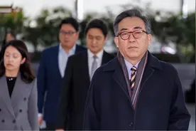 担心被特朗普抛弃，韩外长撕下伪装，宣称若中美冲突，将力挺美国图片