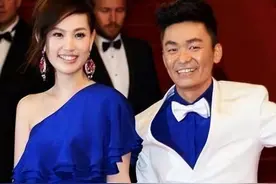 曾无条件支持王宝强，两人露着肚皮聊天，私下关系铁到马蓉都吃醋图片