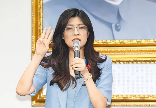 果然不出所料：郑丽文想来北京的消息传遍岛内，民进党送上一句话