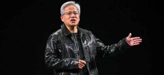 中美较量胜负已分！黄仁勋彻底摊牌	，对中国失望？美媒：特朗普让美国失去了唯一优势