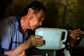 忍不住喝酒？送你一个快速戒酒法，不靠毅力，也不靠蛮力！图片