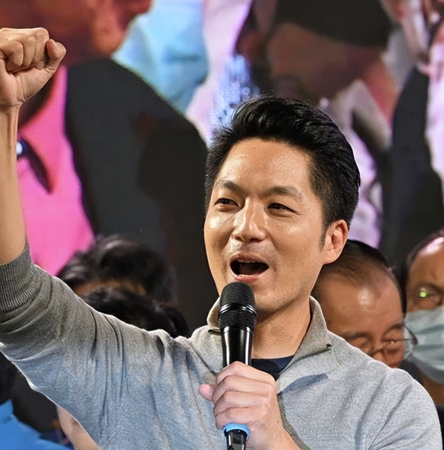民进党下最后通牒：不许任何人出席93阅兵，国民党迎来天赐良机？