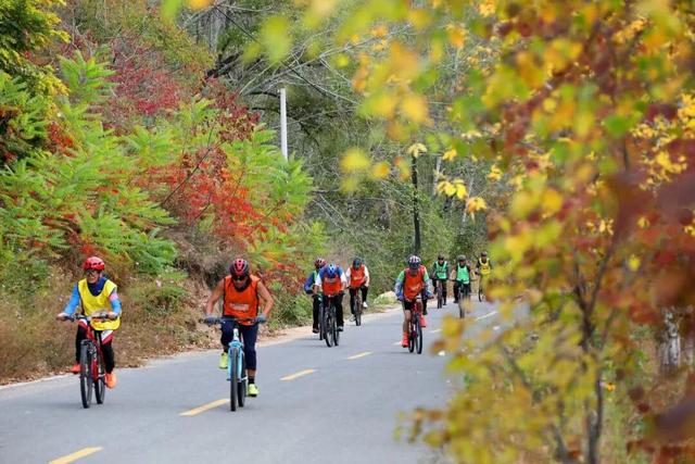 国庆中秋假期怀柔区旅游接待人次和收入实现双增长