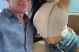 真爱？5年前，贝索斯出轨分前妻356亿，却和新欢桑切斯签婚前协议图片