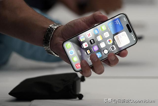 美国民调悬了：苹果新系统一来，陌生短信全被藏，好多消息看不到