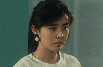 58岁王祖贤温哥华逛菜市场，大腹便便，穿裤衩拖鞋，女神形象全无