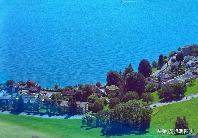 欧游杂记（5）‖ 齿轮火车几上几下瑞吉山，缆车凌空飞跃韦吉斯