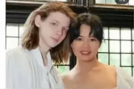 “恨国女”许可馨在美国发声：我移民了，也结了婚，我的运气真好图片