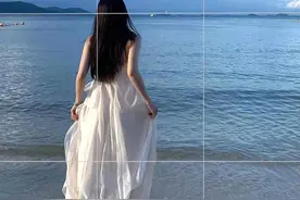 海边怎么拍好背影照？7个拍照姿势跟着拍，背影照也能美得像仙女图片