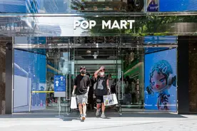 不靠疯狂扩店 泡泡玛特凭什么利润大涨185.9%？图片