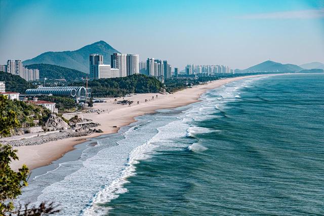 广东阳江和云南西双版纳哪里更适合老年人过冬旅居？