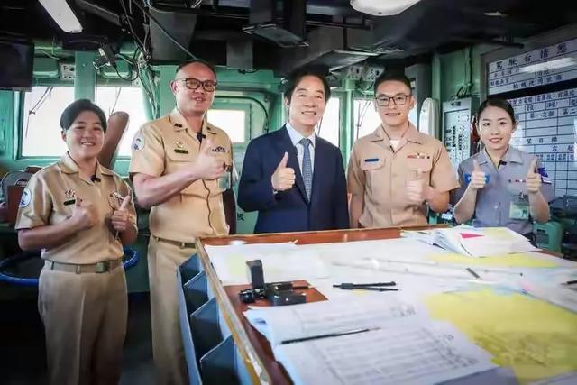 或有变故!台岛受邀93阅兵人士名单曝光,首位明确拒绝的人出现