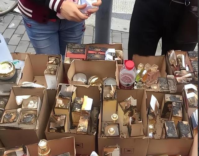 几乎全是假货！利润高达2400%，为何有些消费者前赴后继争相购买