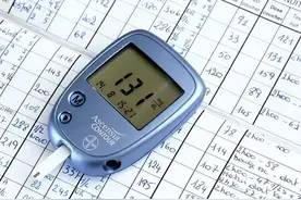 得了糖尿病的人，血糖多少比较好？医生：尽量保持在这个范围图片