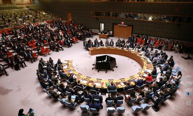 美总统即将换人？短短48小时，特朗普话音未落，又收到三个坏消息