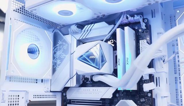 微星Z890全家桶装机指南：打造2025年暑假游戏创作全能主机