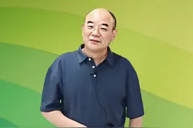 湖北潜江首富发家秘史，32年前下海赊账做生意，如今身价90亿图片