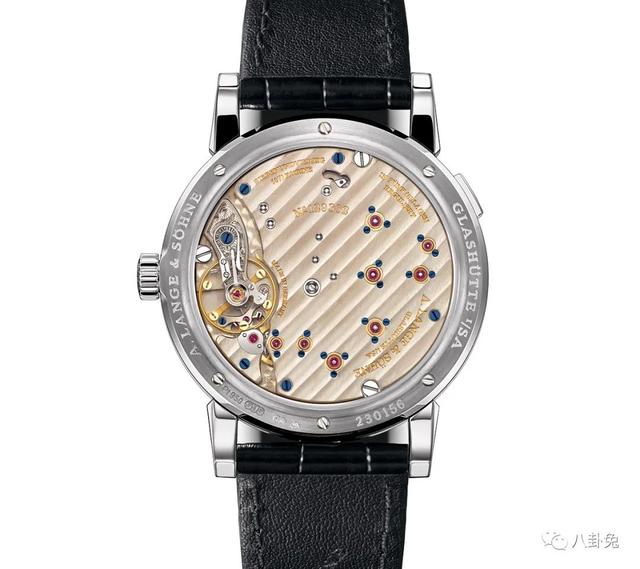 30����һ����λ���¹����ľ��仹������