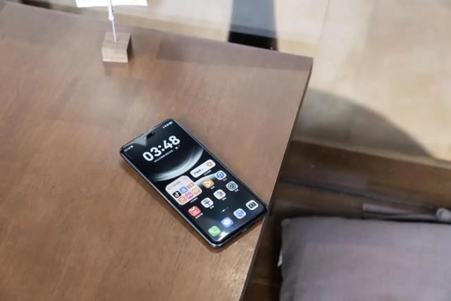 鸿蒙版《英雄联盟手游》实测:中端竟比旗舰还流畅?