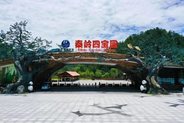 秋分是红叶写的预告信，再过半个月，共赴黄柏塬红叶盛宴！