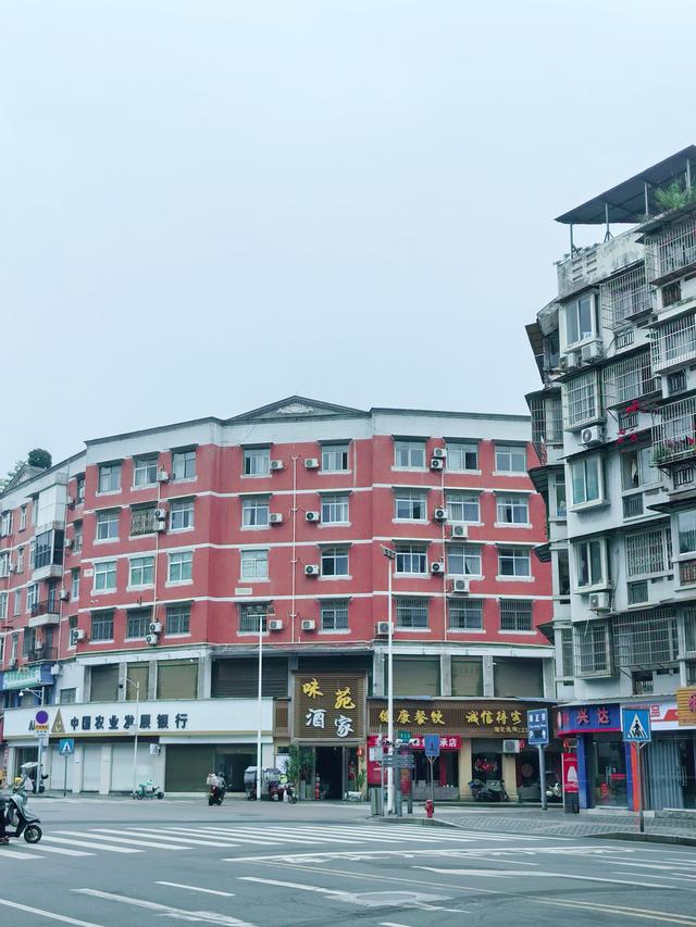 在雅安这座城市里，感受慢生活