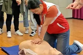 “持证应急救护员”培训，你也可以报名→图片