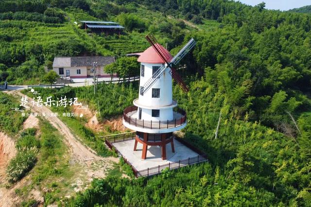 浙江宁波的历史文化名村，有第一高山村之誉，是看星空及露营胜地