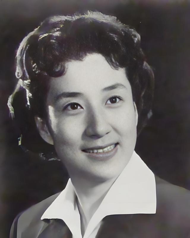 京剧名家李慧芳：旧社会唱戏受尽屈辱，丈夫、妹妹都是京剧艺术家