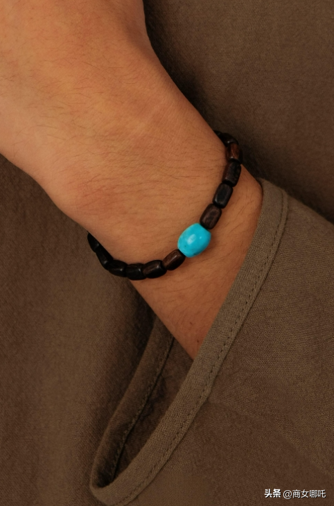 这样搭配，绿松石也能高级又日常！