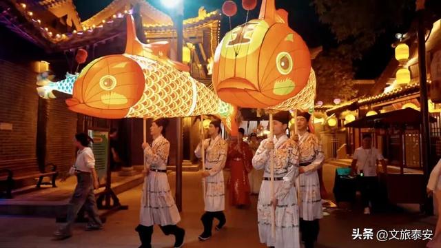 惊艳！大宋不夜城「宋潮幻夜」亮灯启幕！谁看到这种 “超现实梦境” 都会迷糊！