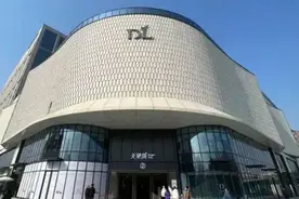 资本出动，狙击胖东来！图片