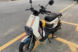 外卖小哥为啥都不选雅迪爱玛？看看他们最喜欢的五款电动车就明白图片