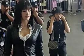 知名Coser卡琳娜复出参加漫展，结果却被网友吐槽“太绝情”图片