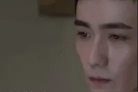 肖战的细腰，朱一龙的睫毛，华晨宇的锁骨，多少女生求之不得？图片