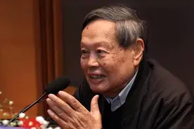 杨振宁的“长寿秘诀”，最核心的并不是多运动、喝水，而是这4点图片