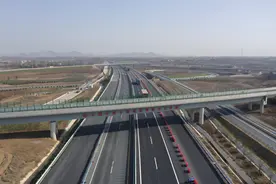 跑了一趟高速就明白了：“增程”和“插混”不是一回事，差距很大图片