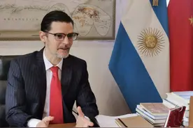 阿根廷总统态度大转弯，印尼新总统热情访华，两国对华态度大不同图片