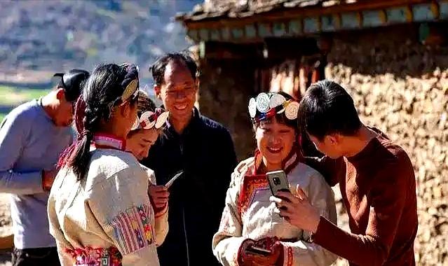 这个一妻多夫制的民族，晚上怎么过？女人直言：没有幸福可言