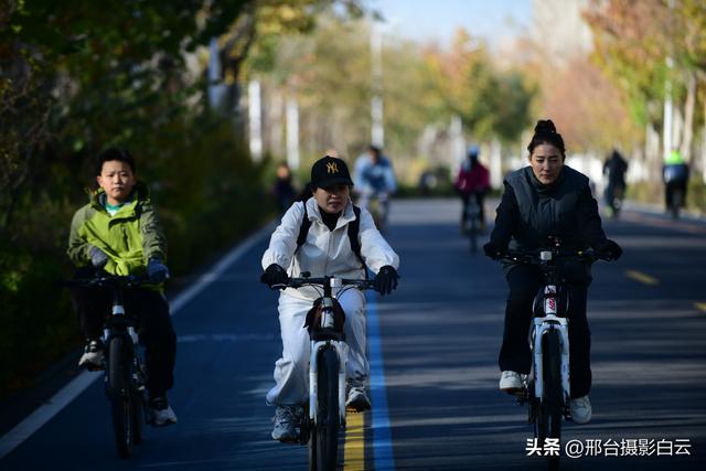 信都区总工会：七里河绿道上的骑行狂欢