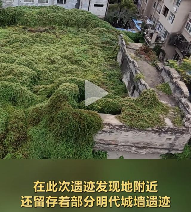 太原复建明清府城振武门，城楼微缩景观亮相街头，锦绣太原打卡地