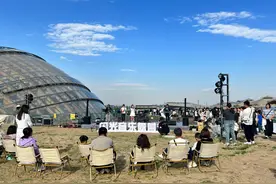 草坪“轮岗” 共享绿色 太原植物园露营游客越来越多！图片