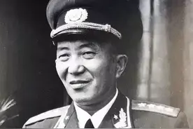 49年毛主席下达一道密令，罗瑞卿忧心忡忡，主席：天塌下来我顶着图片