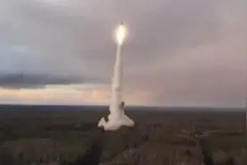 俄罗斯演习陆海空“三位一体”核打击手段，传递何种信号？图片