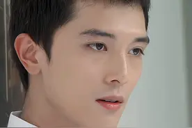 回看12年前的邱泽，才知道他多帅，难怪唐嫣当年被迷成“恋爱脑”图片